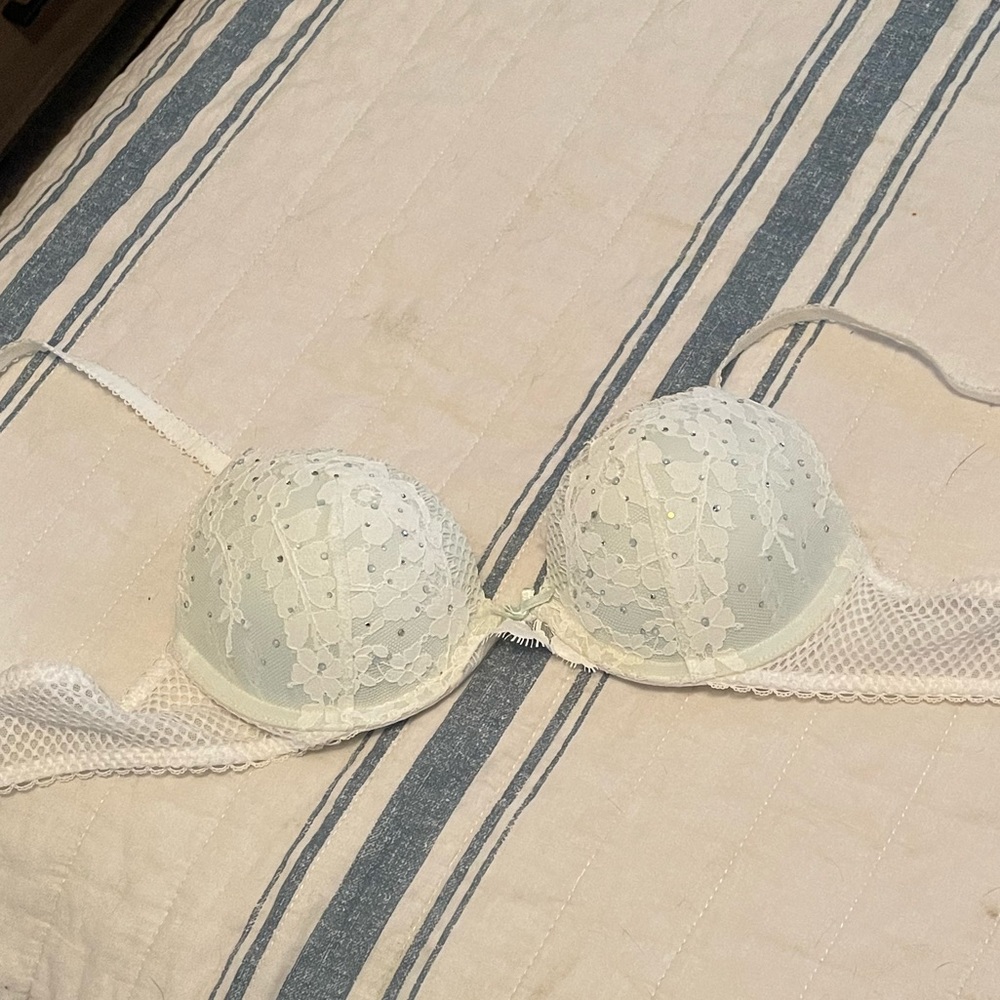 Victoria’s Secret Sexy White Lace Bra
